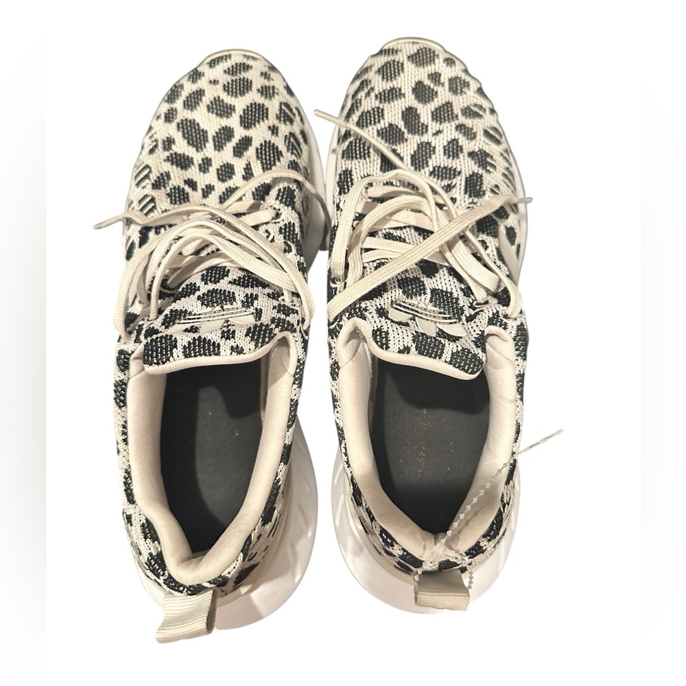 Adidas Originals Swift Run 22 Low Dalmatian Animal Print Multi Sneakers 6.5 - Picture 2 of 10